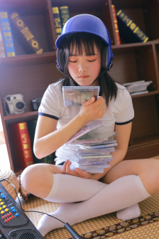 一女三男玩三p视频